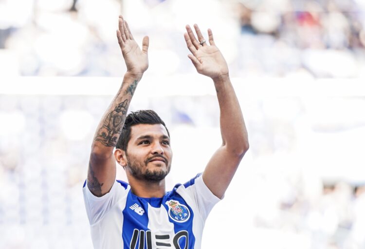 ‘Tecatito’ Corona es nombrado MVP de la Liga de Portugal
