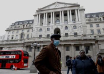 Inglaterra elimina agencia de salud criticada por su respuesta ante el Covid