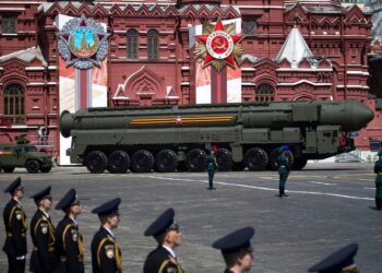 Rusia considerará todo misil lanzado como arma nuclear