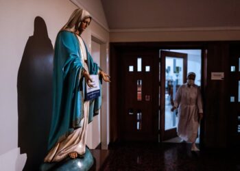 El hospital argentino que permite dar el último adiós a enfermos de COVID-19