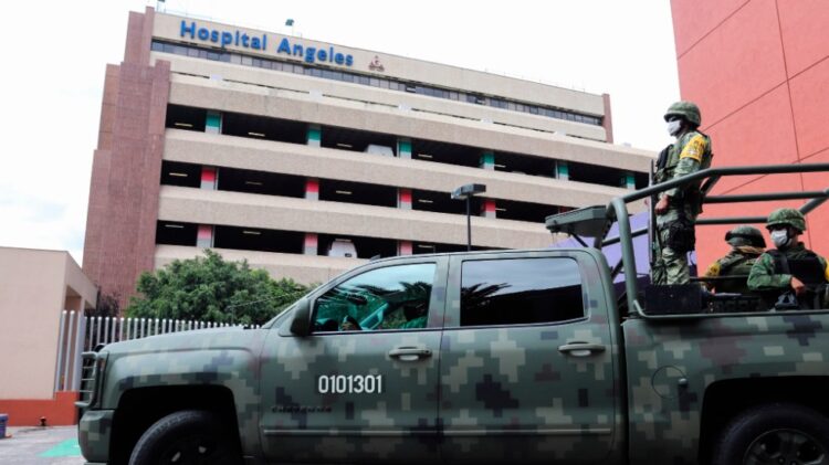 Dan de alta del hospital a Emilio Lozoya