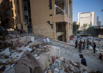 En Beirut más del 50% de la estructura sanitaria no están funcionando tras la explosión