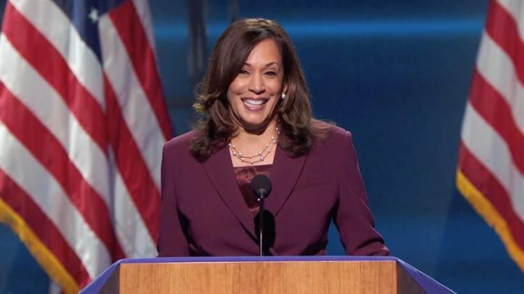 Kamala Harris una mujer fuerte para hacer frente a Donal Trump
