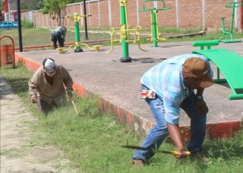 Limpia Gobierno de Victoria los espacios públicos deportivos