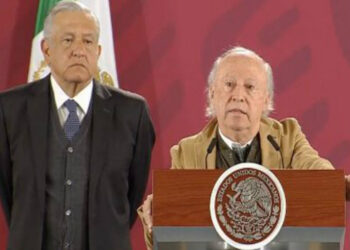 AMLO revela que Víctor Toledo no ha presentado su renuncia; reconoce discrepancias en su gabinete