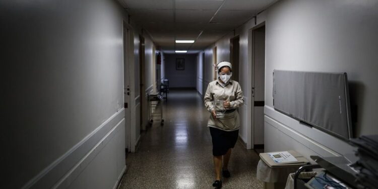 El hospital argentino que permite dar el último adiós a enfermos de COVID-19