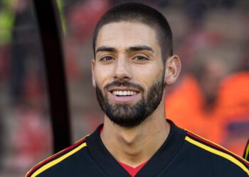 Yannick Carrasco firma con el Atlético las próximas cuatro temporadas