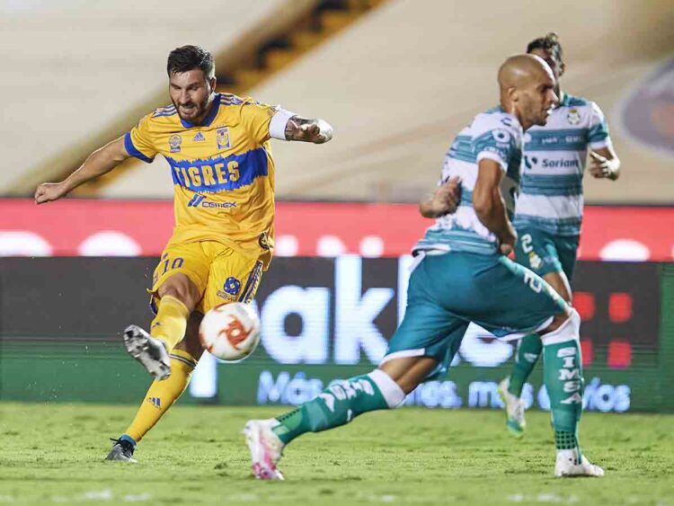 Tigres pone fin a su mala racha y se impone 2-0 a Santos