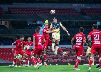 Toluca le empata 1-1 al América en el Azteca