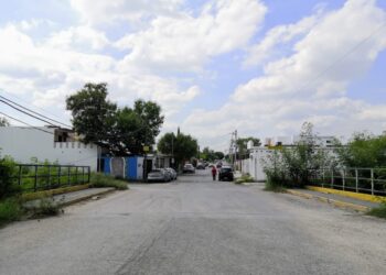 Escucha Rivas a vecinos de  Los Azteca, y reparará puente