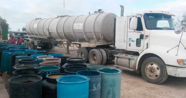 COMAPA y Ayuntamiento tiene a colonias sin servicio desde hace un mes