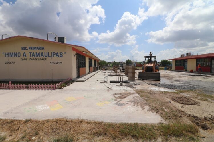 Aplica Gobierno de Matamoros 28 millones en aulas y techumbres en 34 planteles