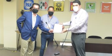 Presenta el Partido Encuentro Solidario (PES) solicitud para participar en la elección del próximo año