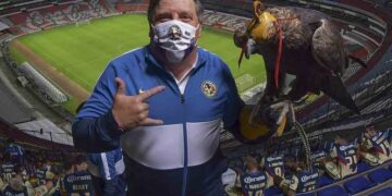 Miguel Herrera lanza dardo a Chivas previo al Clásico