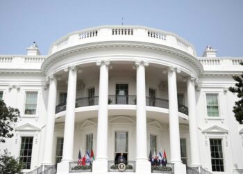 Envían sobre con veneno letal a la Casa Blanca