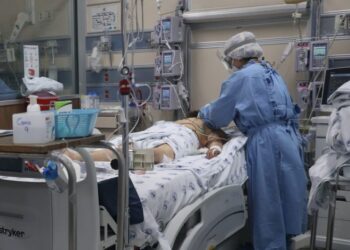 Supera México los 690 mil casos de covid-19