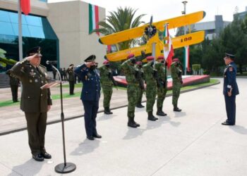 Nombran a nuevo mando de la Fuerza Aérea Mexicana