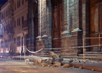 Sismo de 7 grados remece Chile y causa daños menores