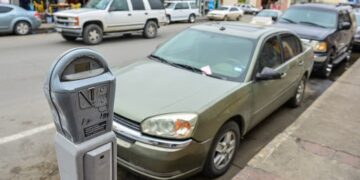 Tiene 50% de descuento  infracción por estacionómetro