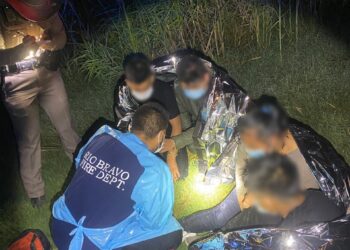 Salvan a de morir ahogados a cuatro indocumentados guatemaltecos