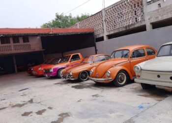 Aseguran 17 autos de colección en Matamoros, Tamaulipas