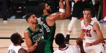 Celtics se impone 121-108 a Miami y pone serie 2-3 