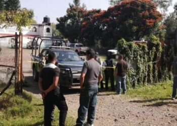 Comando mata a 11 en un bar de Guanajuato