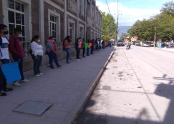 Continúa manifestación Antorchista por albergue estudiantil en Jaumave
