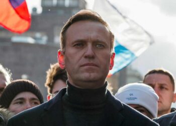 Exigen cuentas a Rusia tras confirmarse envenenamiento de rival de Putin