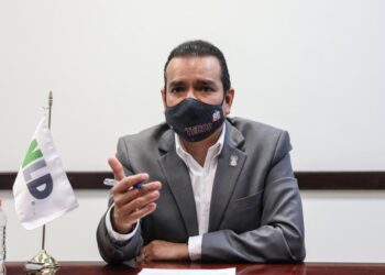 Reforzaremos en colonias  combate al dengue: Rivas