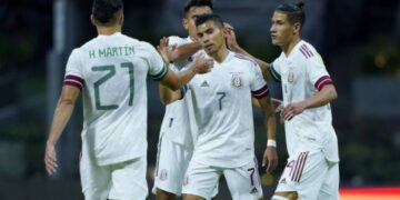 Tri golea 3-0  a Guatemala en partido amistoso en el Azteca