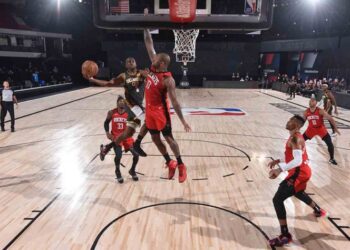 Thunder manda serie ante Rockets al séptimo juego