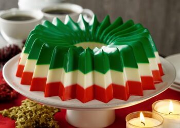 Receta fácil de Gelatina de tres leches con leche condensada, ¡para Fiestas Patrias!
