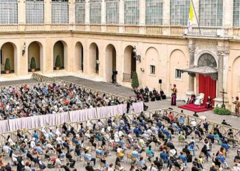 Papa Francisco se reencuentra con los fieles