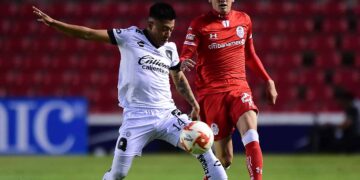 Querétaro golea 4-1 al Toluca en La Corregidora