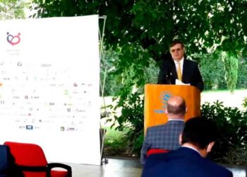 Participarían 500 mexicanos en Fase 3 de vacuna rusa en octubre: SRE