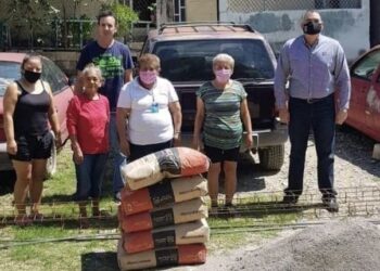 Lleva Ruben Rivera apoyos a población vulnerable