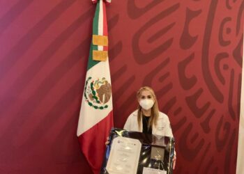 Enfermera tamaulipeca es galardonada por su lucha contra el COVID-19