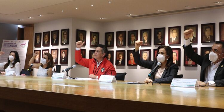 Busca PRI empoderar a mujeres, les capacita con aval de la UNAM