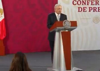 Quiere AMLO mochar 50% a partidos políticos para vacunas del Coronavirus