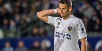 Chicharito Hernández no disputará el Clásico del Tráfico con LA Galaxy