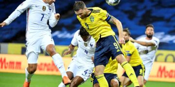 Francia consigue triunfo 1-0 ante Suecia en Liga de Naciones