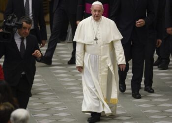 El Papa anuncia viaje a Asís, ciudad del santo que inspiró su nombre