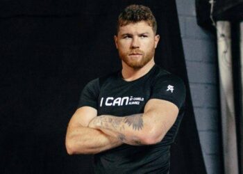 Canelo Álvarez y sus abogados ratifican la demanda por incumplimiento de contrato