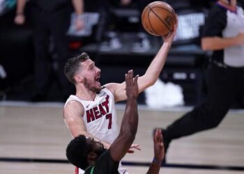 Con otra remontada, Heat toma ventaja de 2-0 sobre Celtics