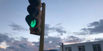 Realiza Municipio mantenimiento a semáforos