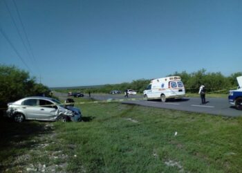 Muere chofer al ser atropellado