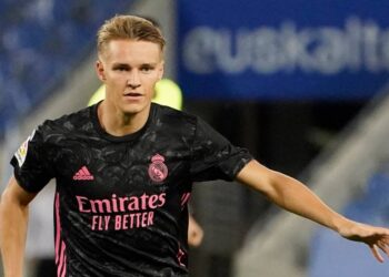 Martin Odegaard, positivo por Covid-19