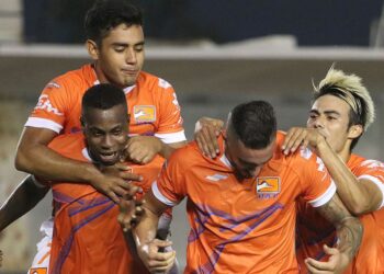 Con doblete de Maximiliano Sigales el Correcaminos frena a los Cimarrones