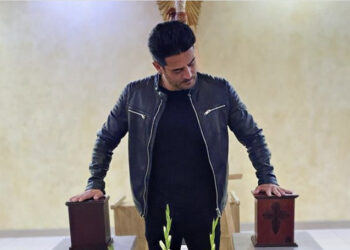 Ricardo Franco da triste y desgarrador adiós a sus padres